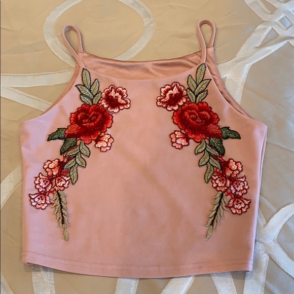 Crop top - Picture 1 of 2